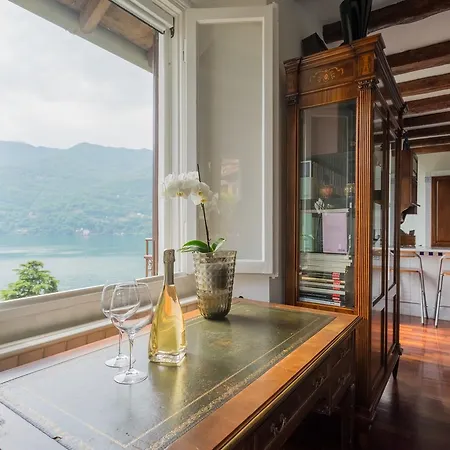 Una Terrazza Da Sogno By Rent All Como 아파트 *