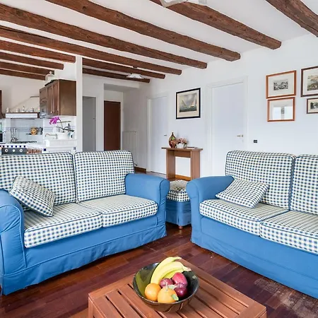 Una Terrazza Da Sogno By Rent All Como 아파트