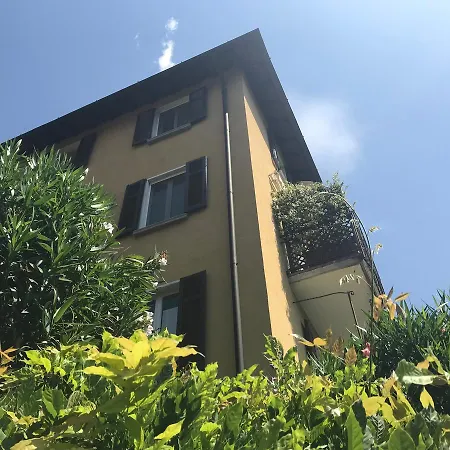 아파트 Una Terrazza Da Sogno By Rent All Como
